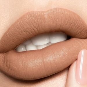 Melt Cosmetics ~ ‘VOYEUR’ Ultra-Matte Lipstick ~ Full Size 3.4 g ~ NIB